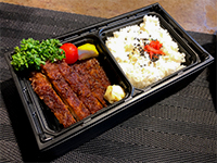 裾野工場　箱根豚ソースかつ弁当（小）